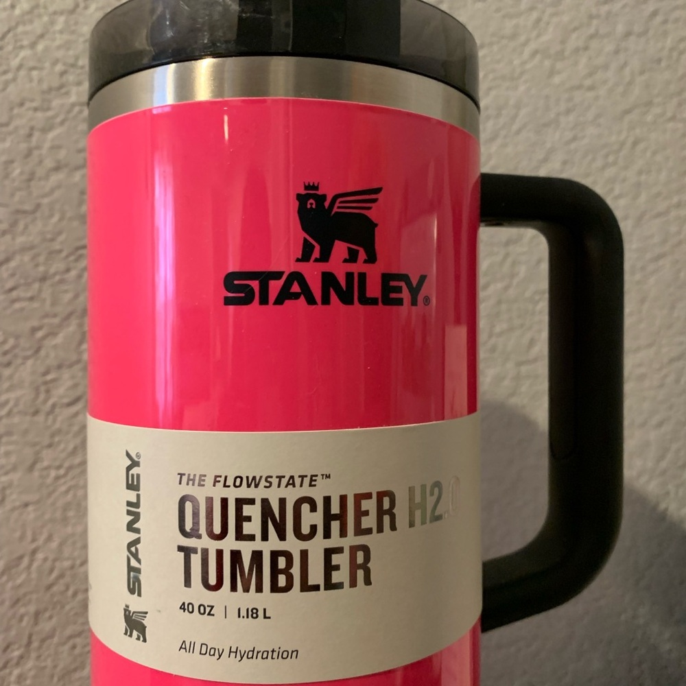 Stanley Bright Pink Quencher Tumbler